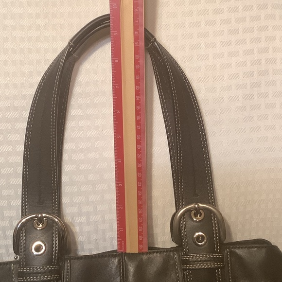 Coach Black Leather Shoulder Bag